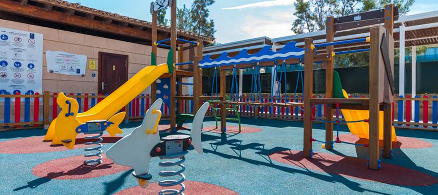 Playground autumn cas saboners ca's saboners beach aparthotel palmanova Playground autumn cas saboners ca's saboners beach aparthotel palmanova