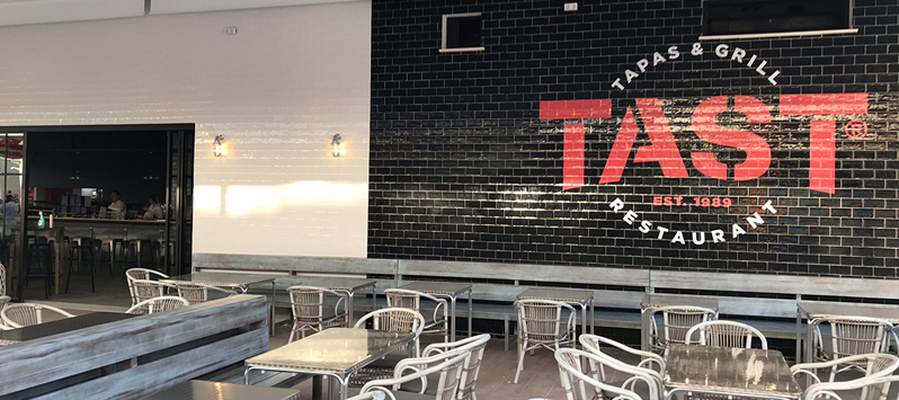 Tast group palmanova cas saboners restaurants ca's saboners beach aparthotel Tast group palmanova cas saboners restaurants ca's saboners beach aparthotel