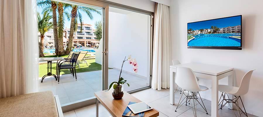 Cas saboners dont cancel postpone holidays mallorca ca's saboners beach aparthotel palmanova Cas saboners dont cancel postpone holidays mallorca ca's saboners beach aparthotel palmanova