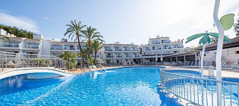 Waving goodbye to a fantastic 2022 season Ca's Saboners Beach Aparthotel Palmanova Waving goodbye to a fantastic 2022 season Ca's Saboners Beach Aparthotel Palmanova