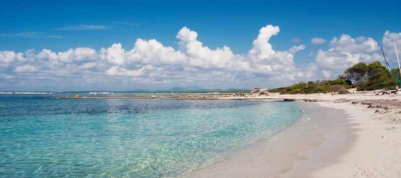Beach Time - Our Five Favorite Beaches on Mallorca Ca's Saboners Beach Aparthotel Palmanova Beach Time - Our Five Favorite Beaches on Mallorca Ca's Saboners Beach Aparthotel Palmanova