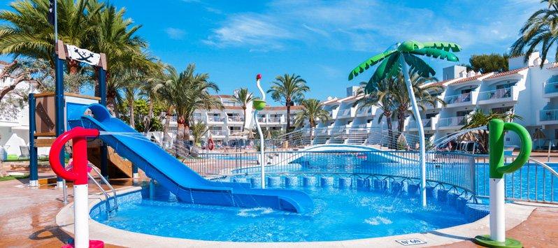 The perfect hotel for your family holiday with friends Ca's Saboners Beach Aparthotel Palmanova The perfect hotel for your family holiday with friends Ca's Saboners Beach Aparthotel Palmanova